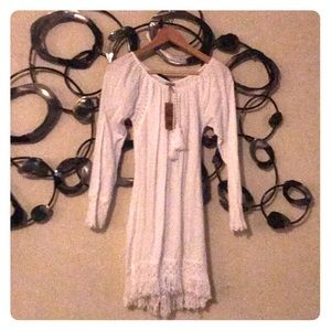 White beach dress or coverup